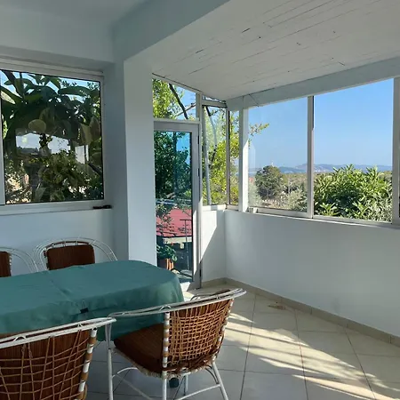 Orest Apartment Sarande